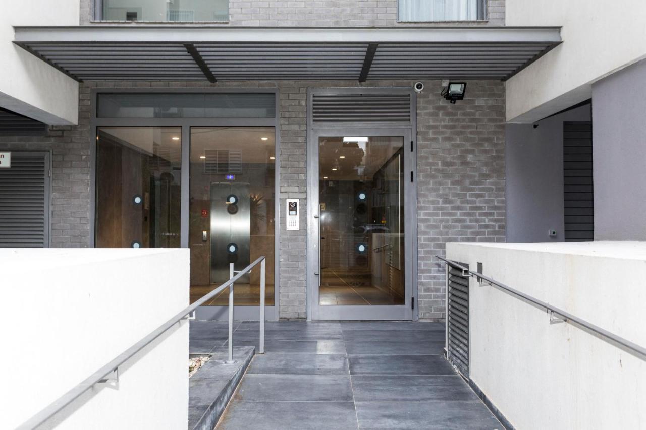 Emilia Tlv Aparthotel Tel Aviv Exterior photo